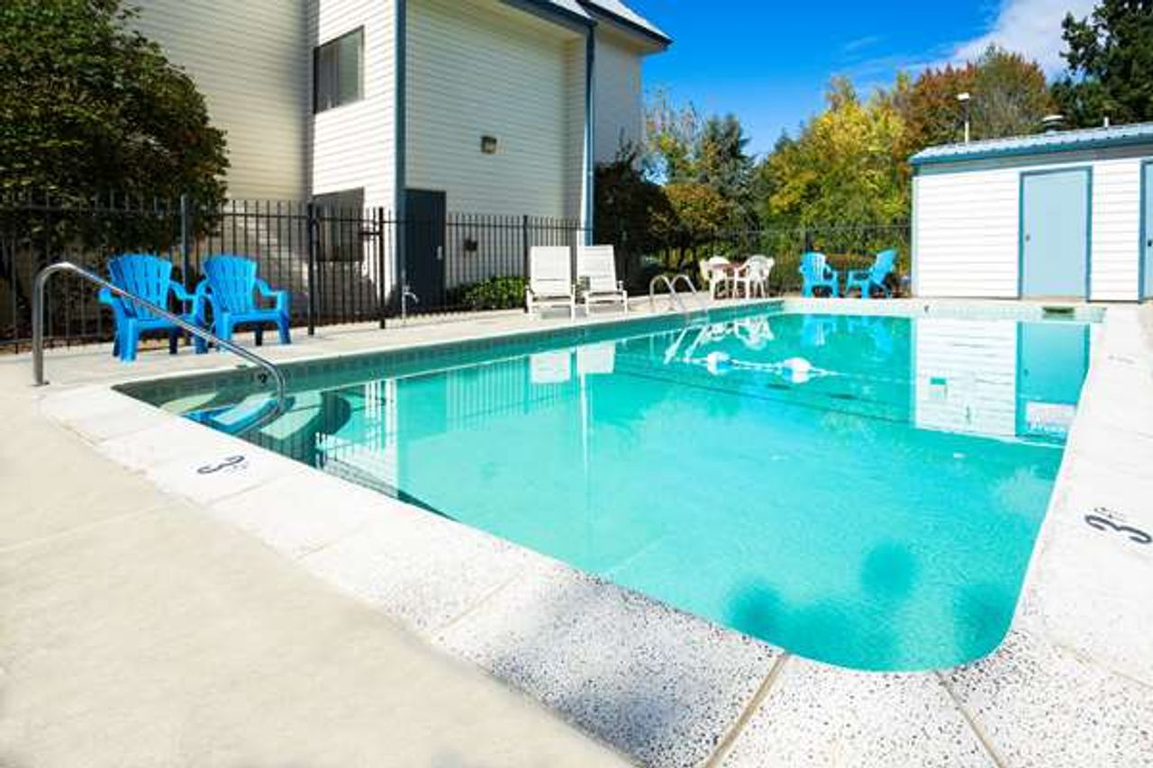 Photo of Days Inn by Wyndham Corvallis