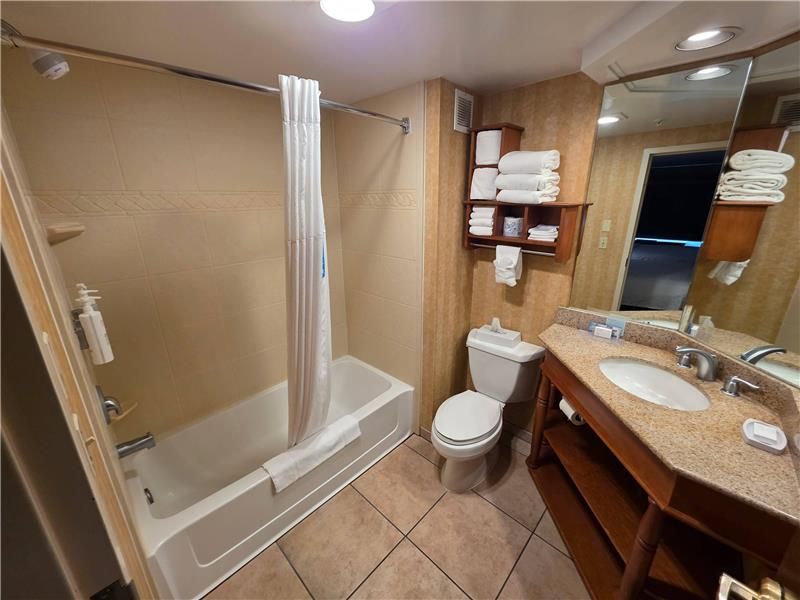 Photo of Country Inn & Suites by Radisson, Idaho Falls at the Mall - Bathroom