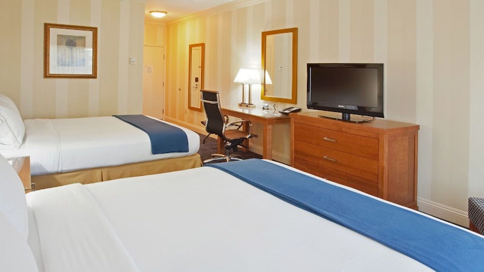 Photo of Holiday Inn Express & Suites Santa Cruz, an IHG Hotel