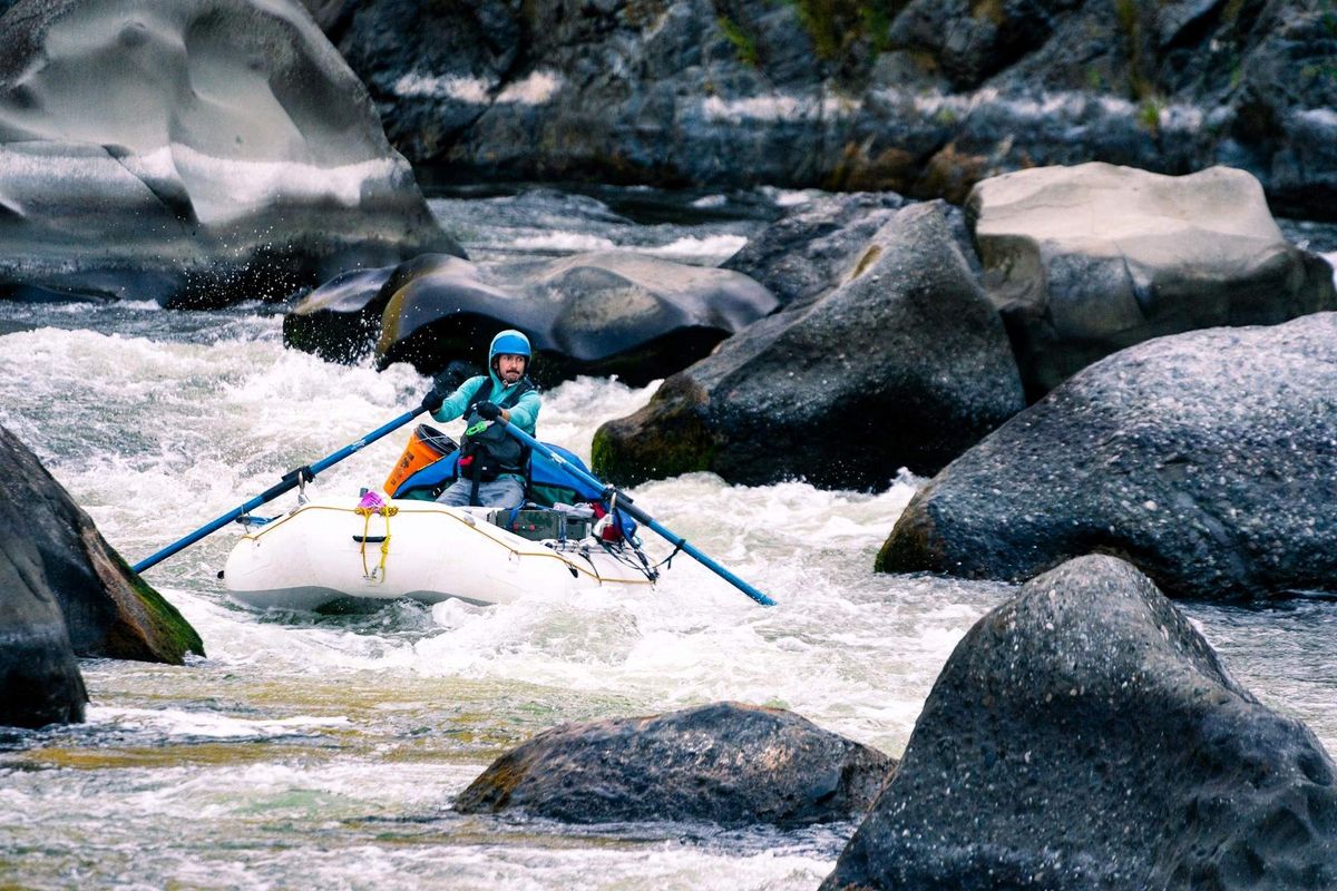 Rafting through the notorious rapid, Blossom Bar, on the Wild & Scenic Section of the Rogue River.