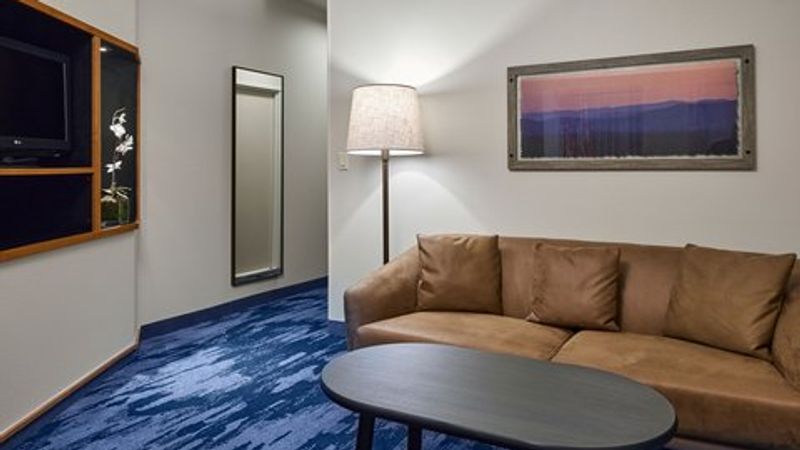 Photo of Fairfield Inn & Suites Burlington