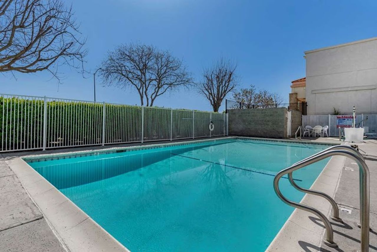 Photo of Best Western Luxury Inn