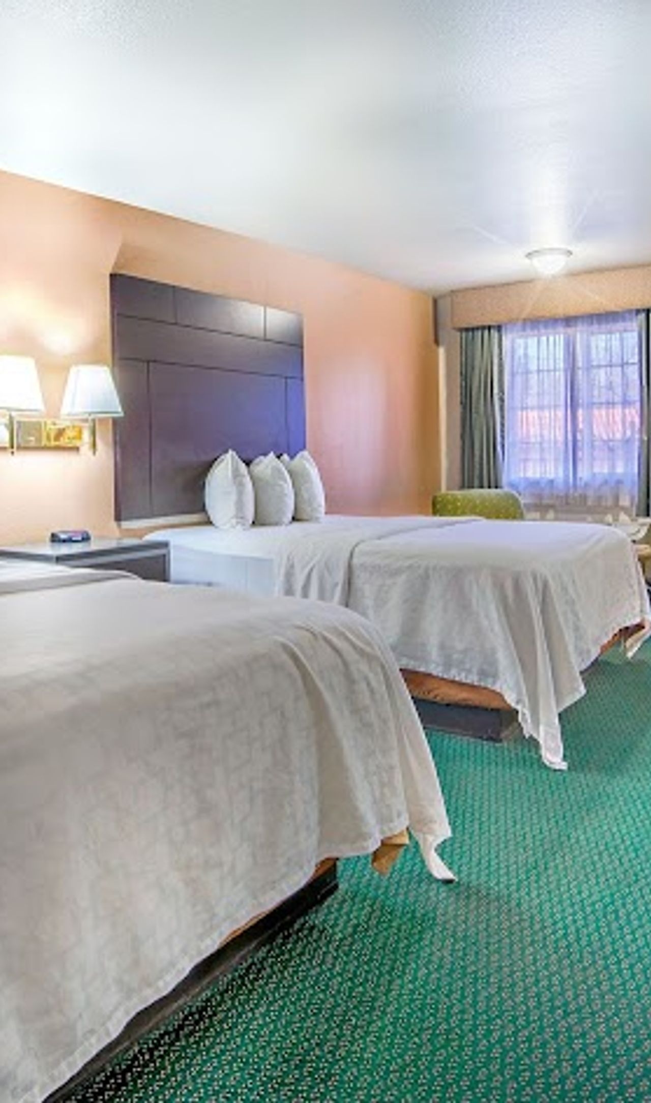 Photo of Turlock Inn