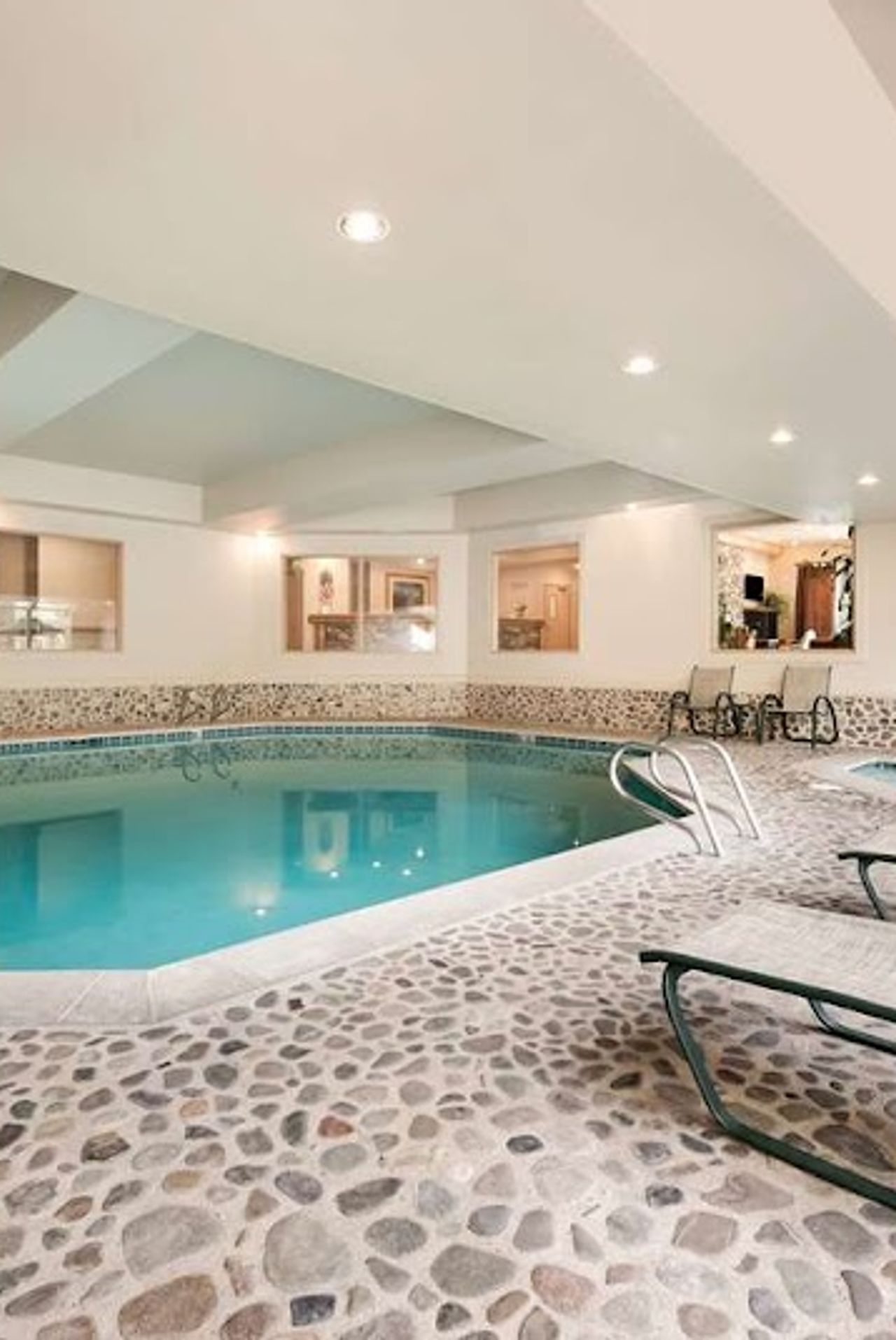 Photo of Best Western Plus Kentwood Lodge