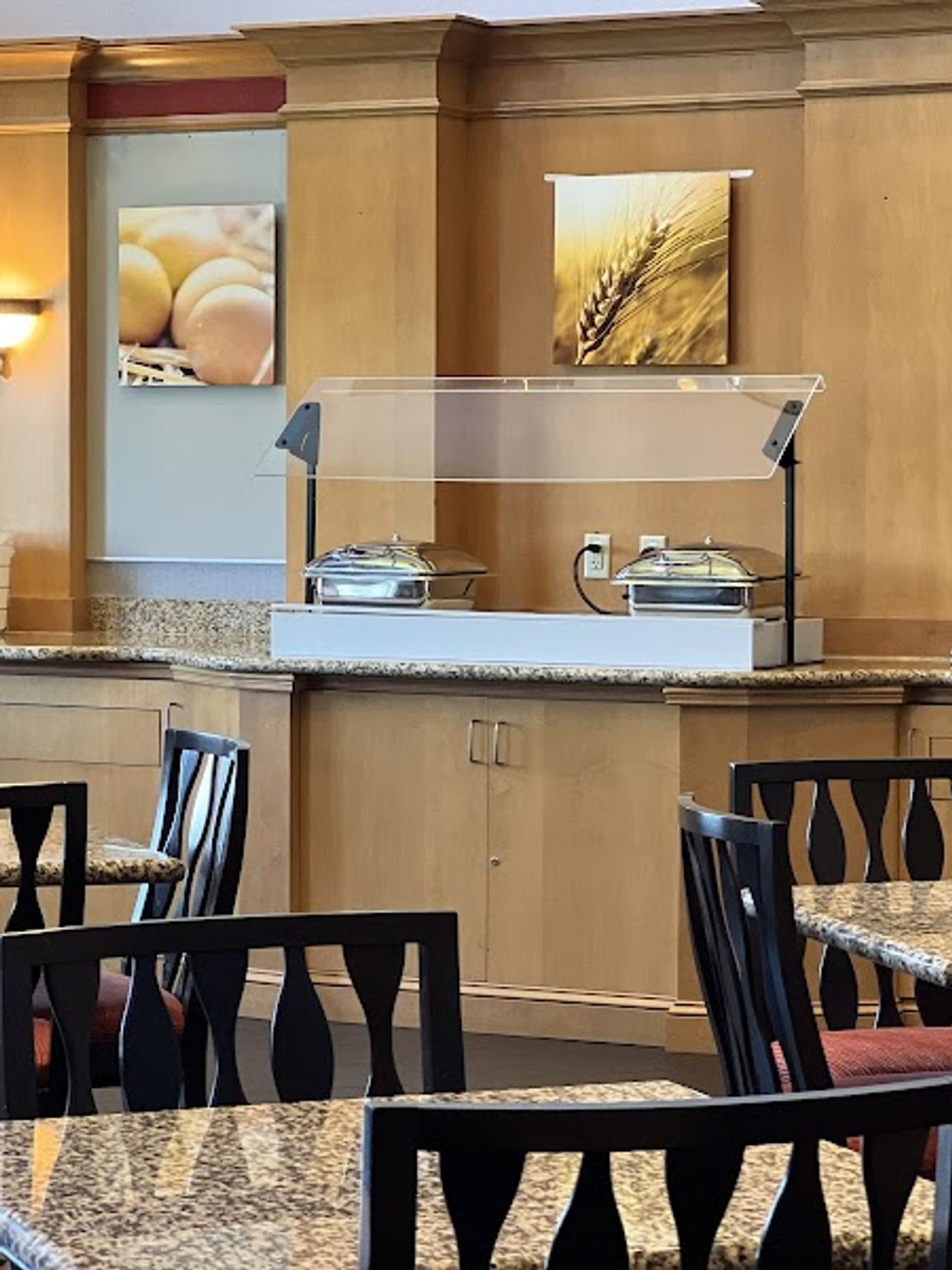 Photo of Comfort Suites Boise West Meridian