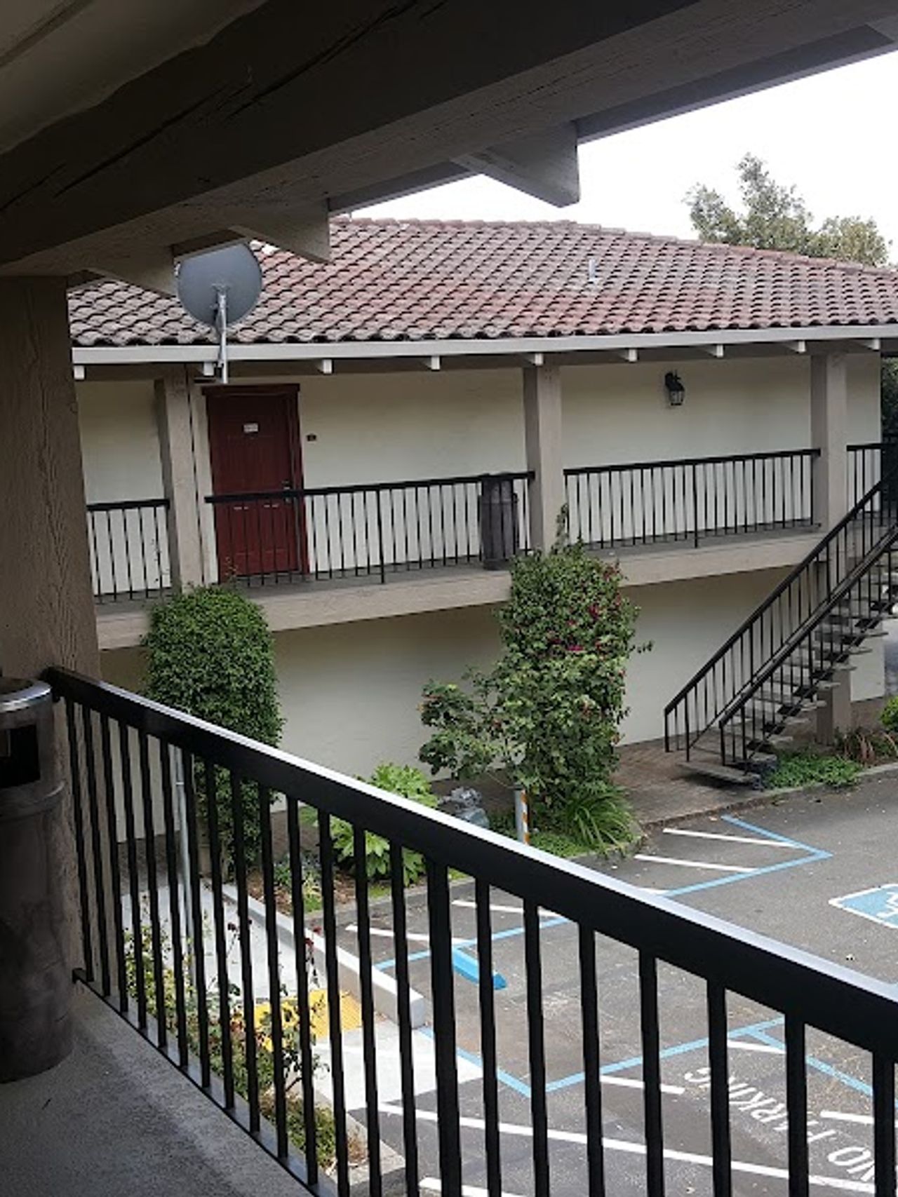 Photo of Mission Inn & Suites