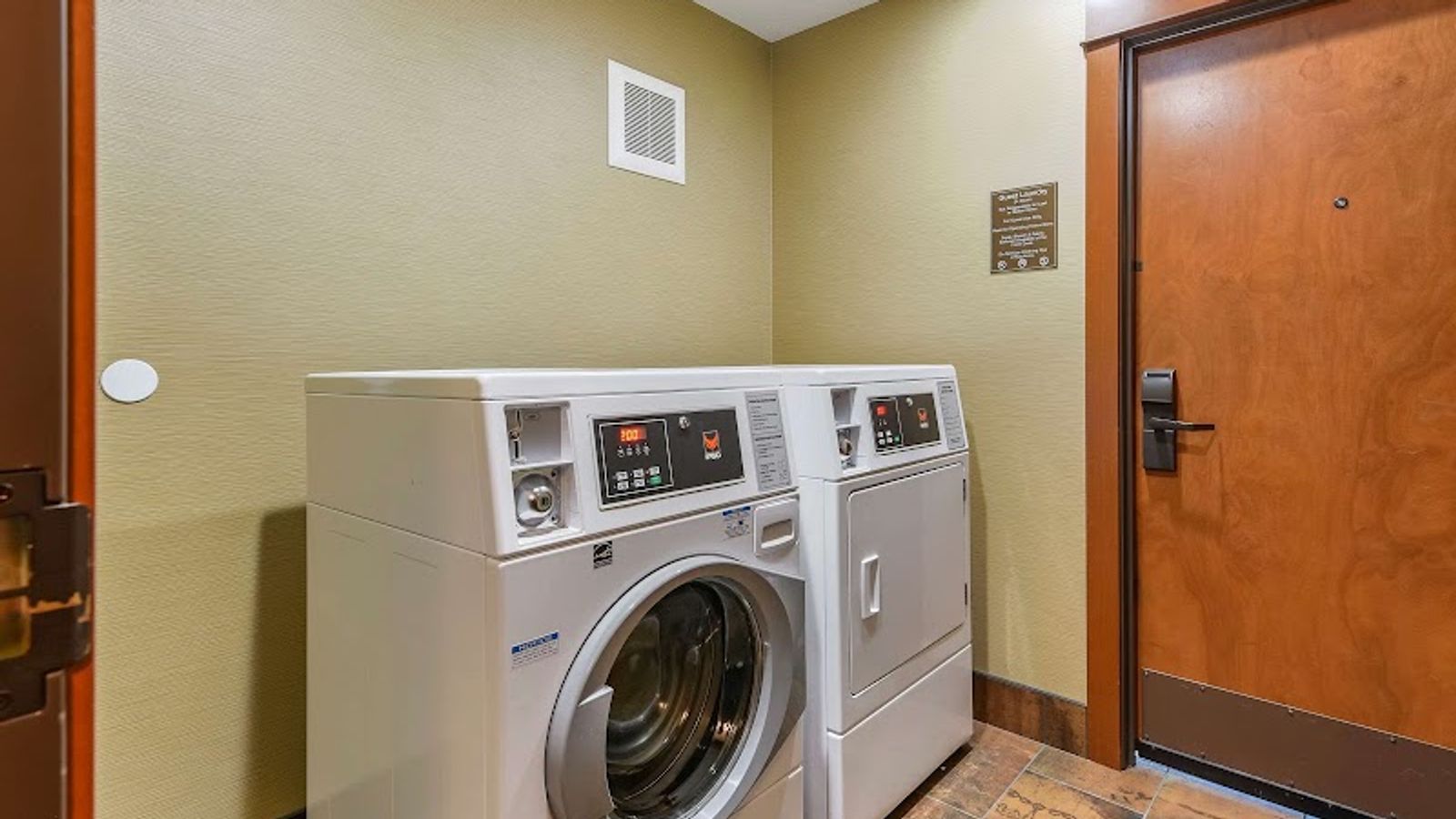 Photo of The Kathryn Riverfront Inn, Ascend Hotel Collection