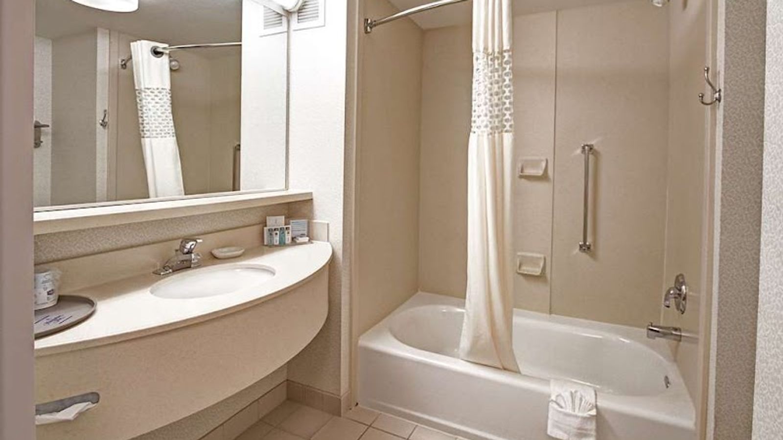 Photo of Hampton Inn Milpitas