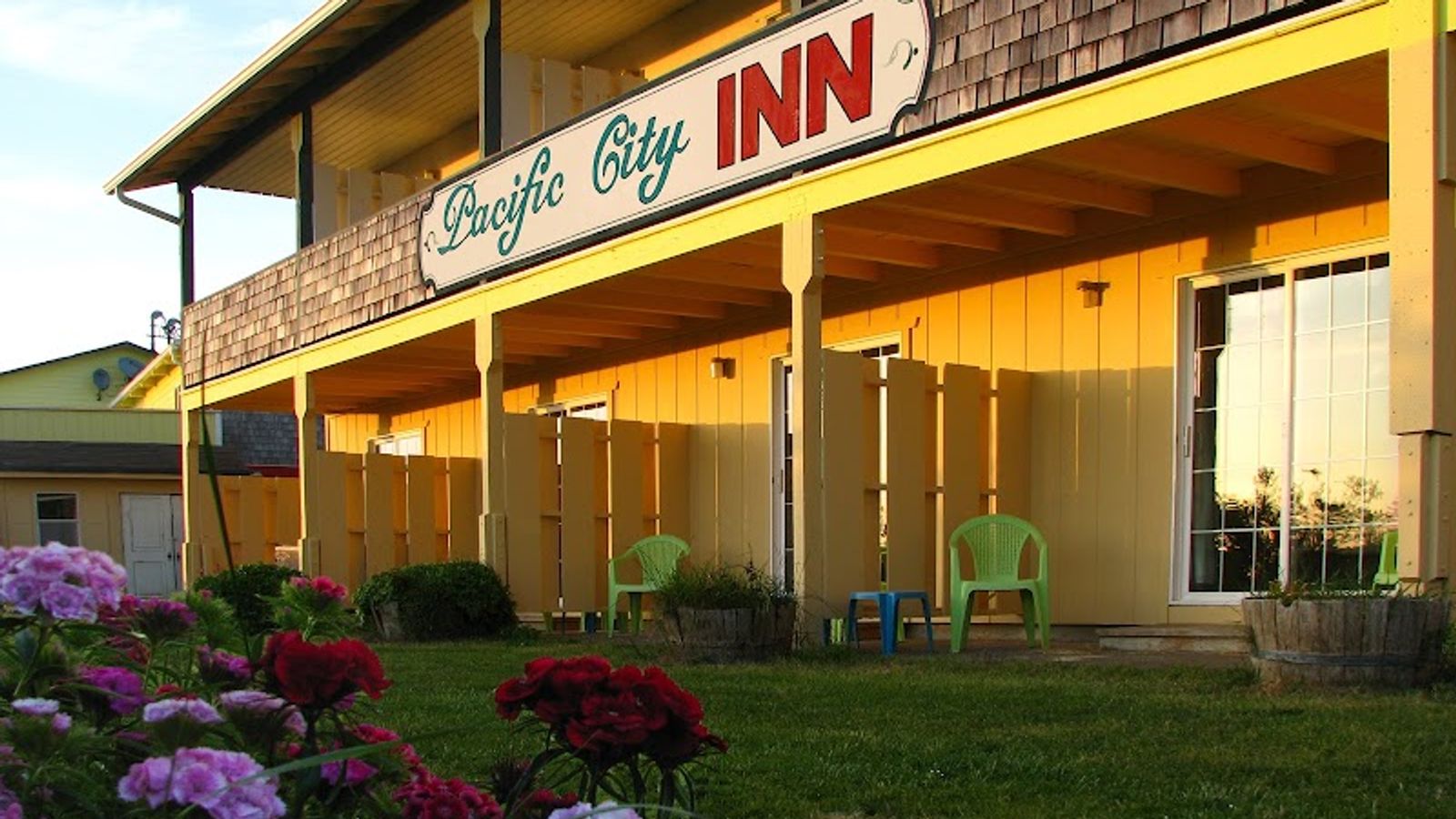 Photo of Pacific City Inn - Exterior