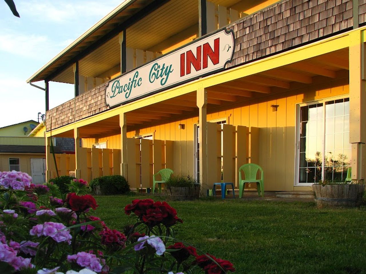 Photo of Pacific City Inn - Exterior