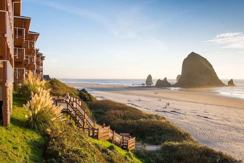 Photo of Hallmark Resort & Spa Cannon Beach