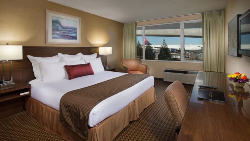 Photo of Coast Gateway Hotel