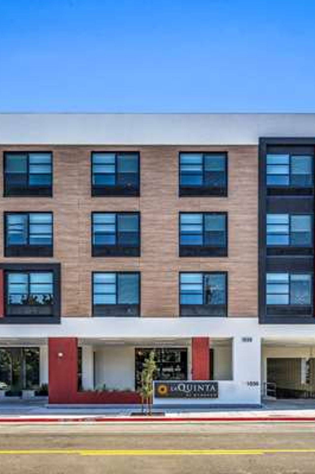 Photo of La Quinta Inn & Suites by Wyndham San Jose Airport-Downtown