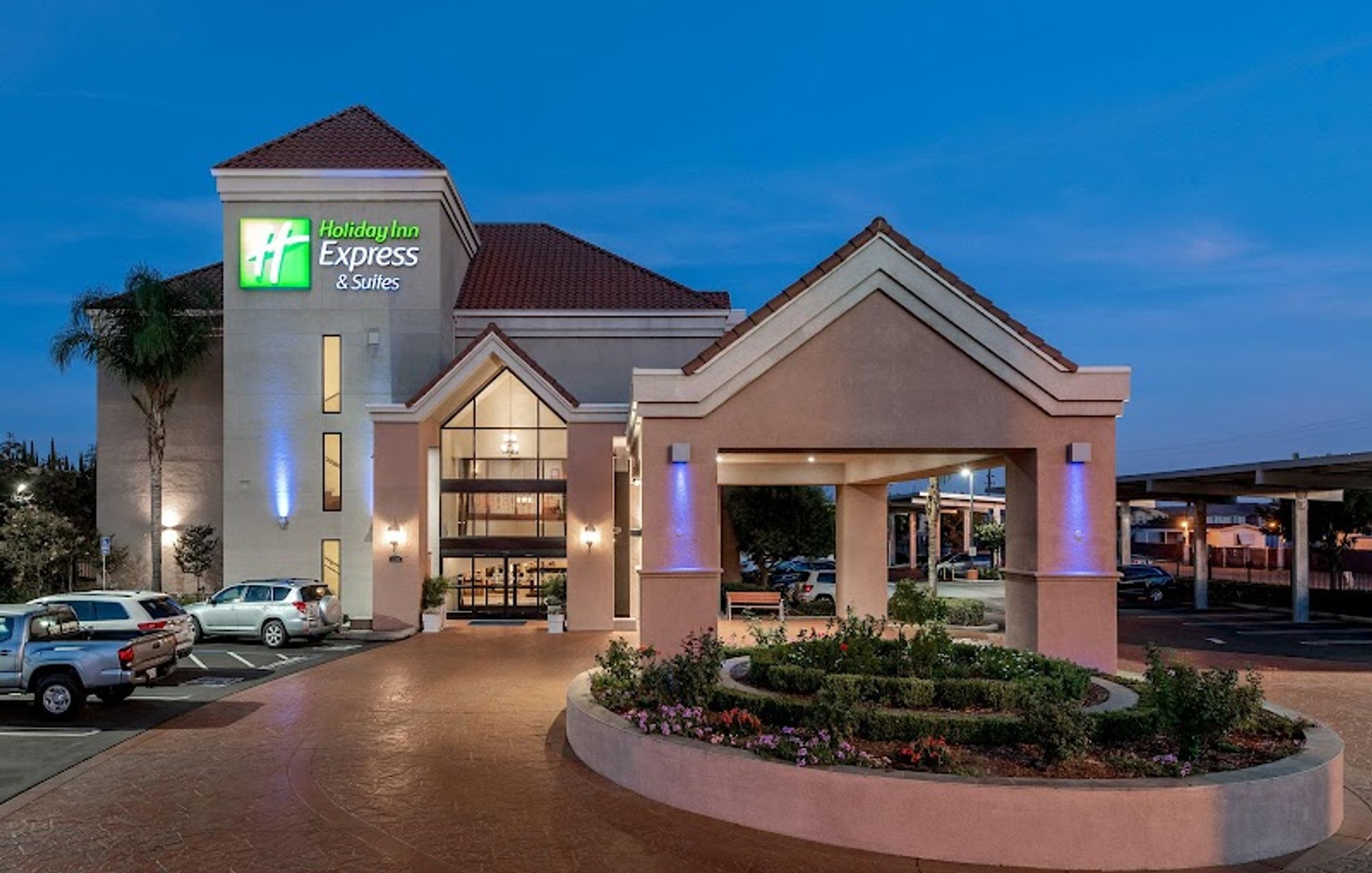 Holiday Inn Express & Suites Lathrop by IHG