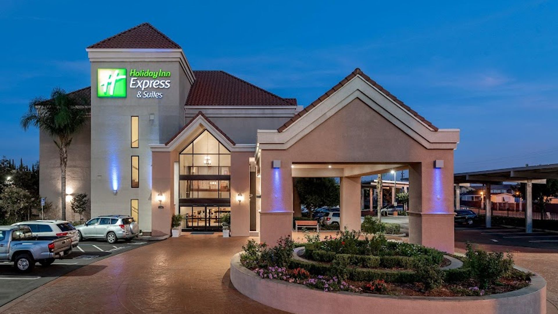 Holiday Inn Express & Suites Lathrop by IHG