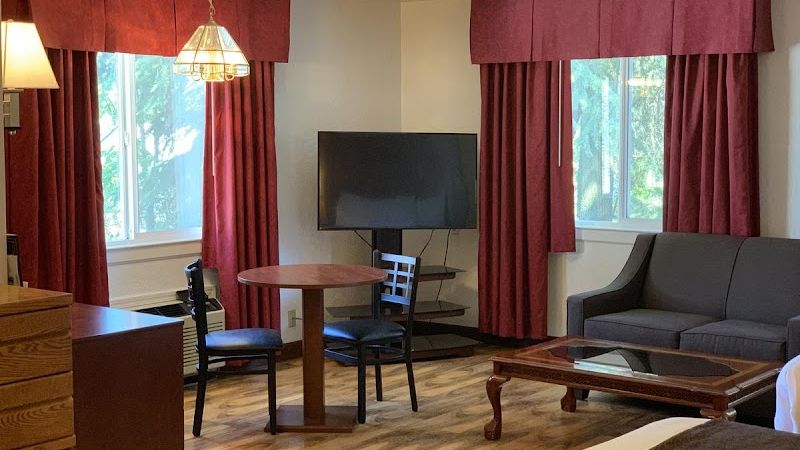 Photo of Red Carpet Inn Medford, OR