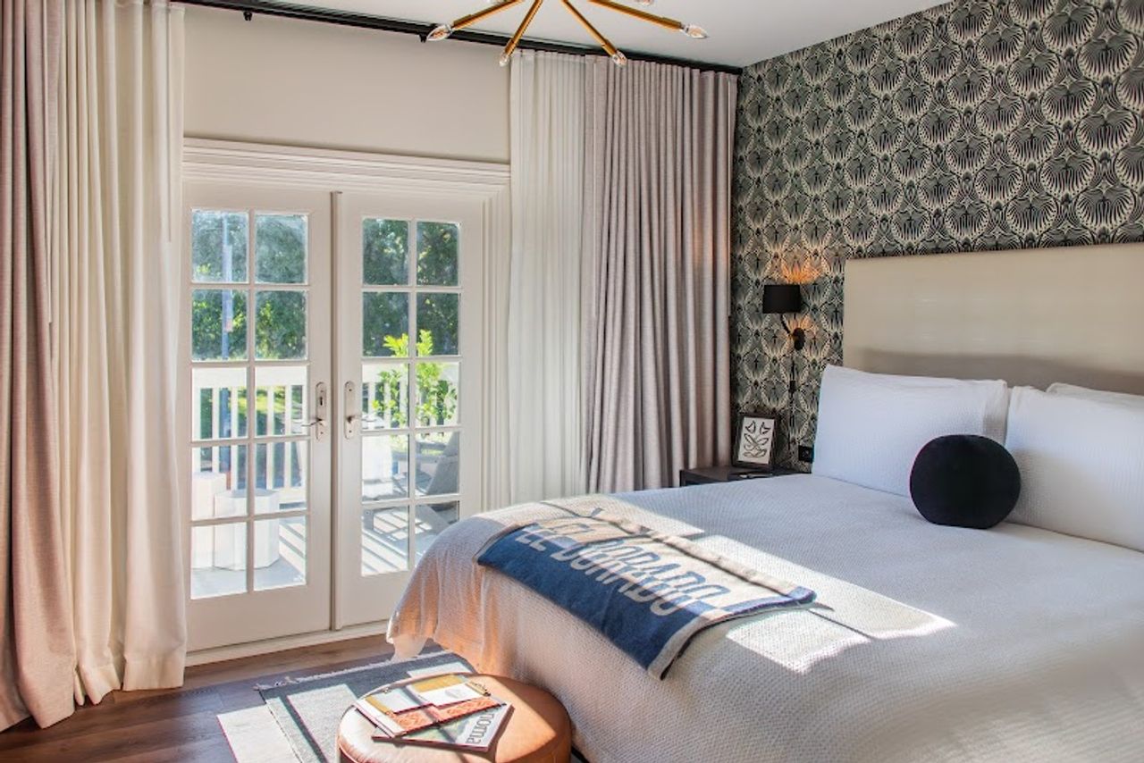 Photo of El Dorado Hotel