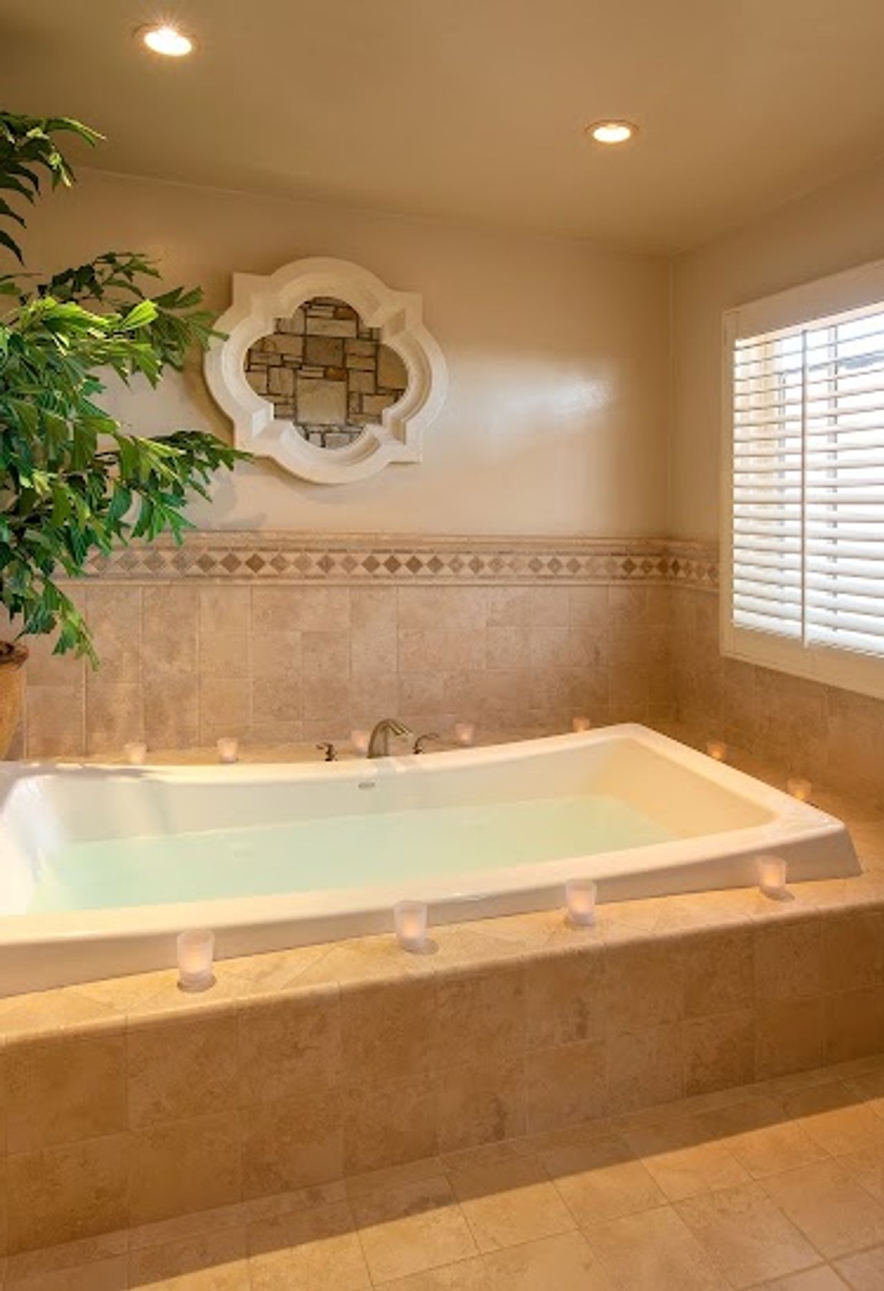 Photo of Horizon Inn & Ocean View Lodge - King Cottage Suite, Jacuzzi Fireplace, Pet-Friendly