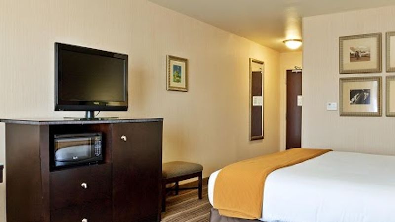 Photo of Holiday Inn Express & Suites Twin Falls, an IHG Hotel