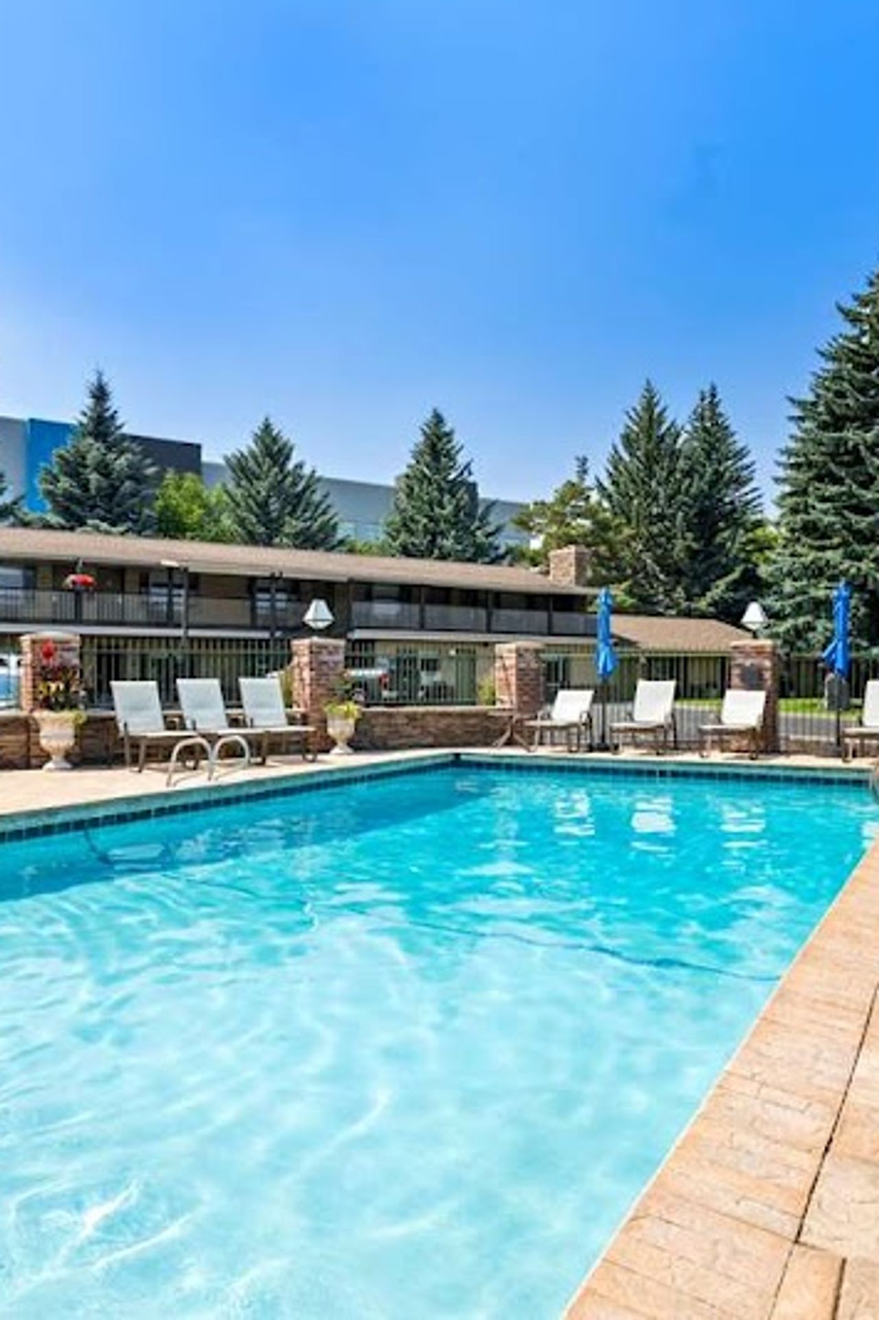 Photo of Best Western Driftwood Inn
