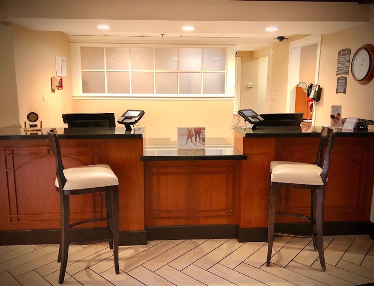 Photo of Sonesta ES Suites San Francisco Airport San Bruno - Reception