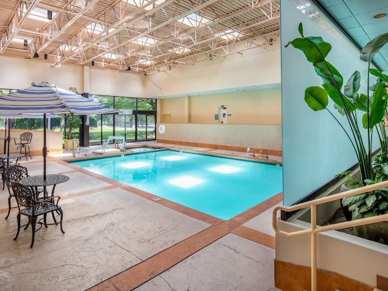 Photo of DoubleTree Suites by Hilton Hotel Seattle Airport - Southcenter