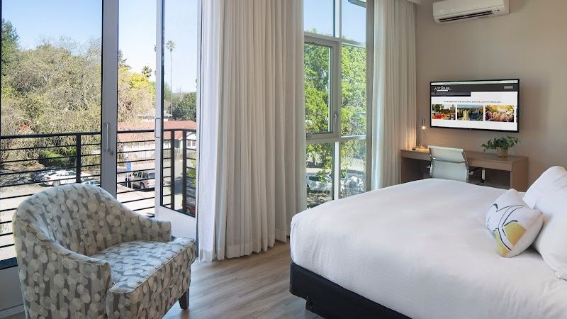 Photo of Art House Hotel and Suites