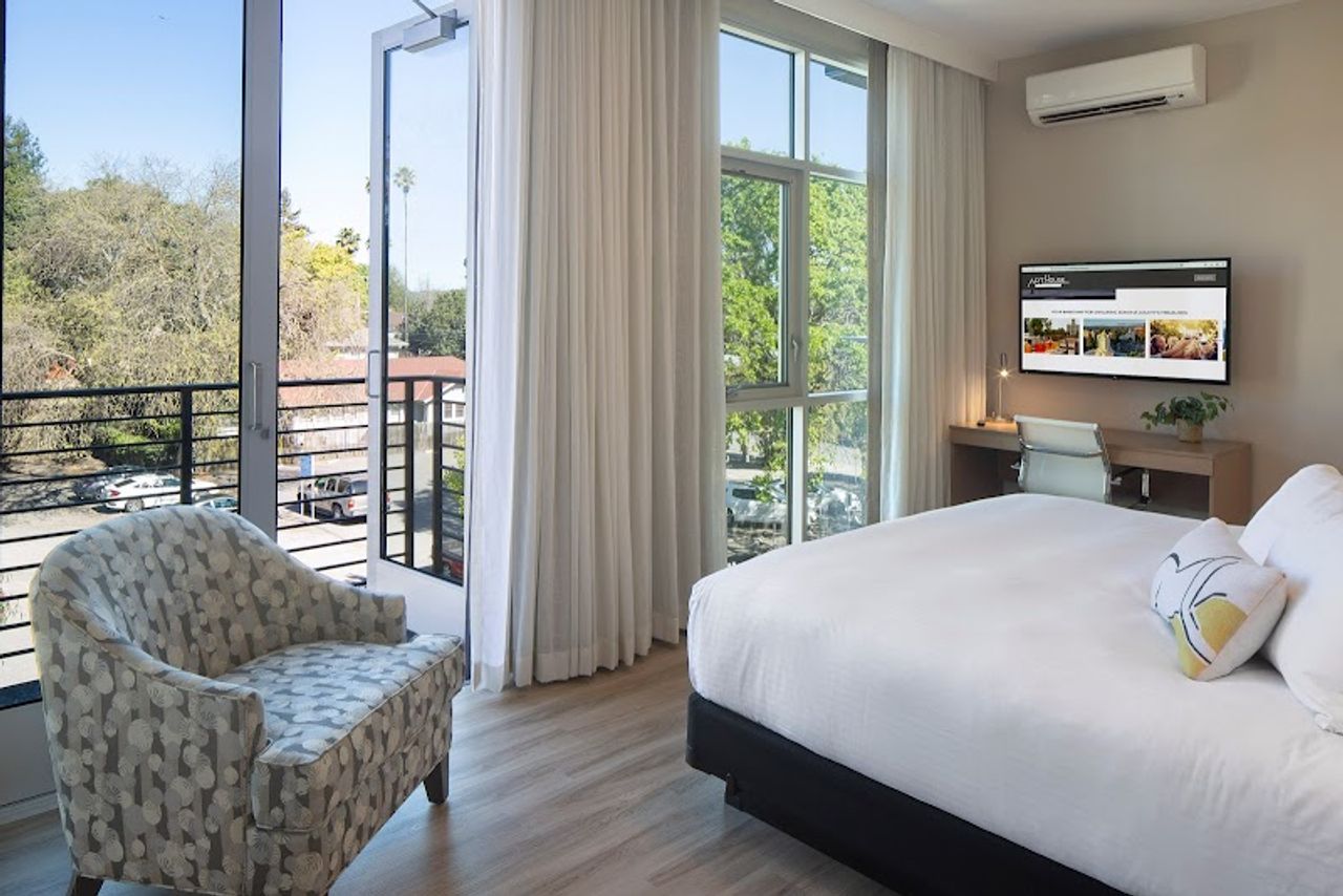 Photo of Art House Hotel and Suites