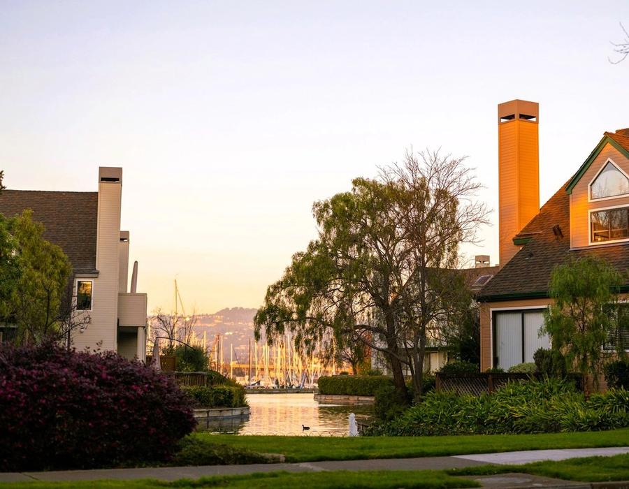 Sunset overlooking the Alameda marina in Alameda, CA, USA