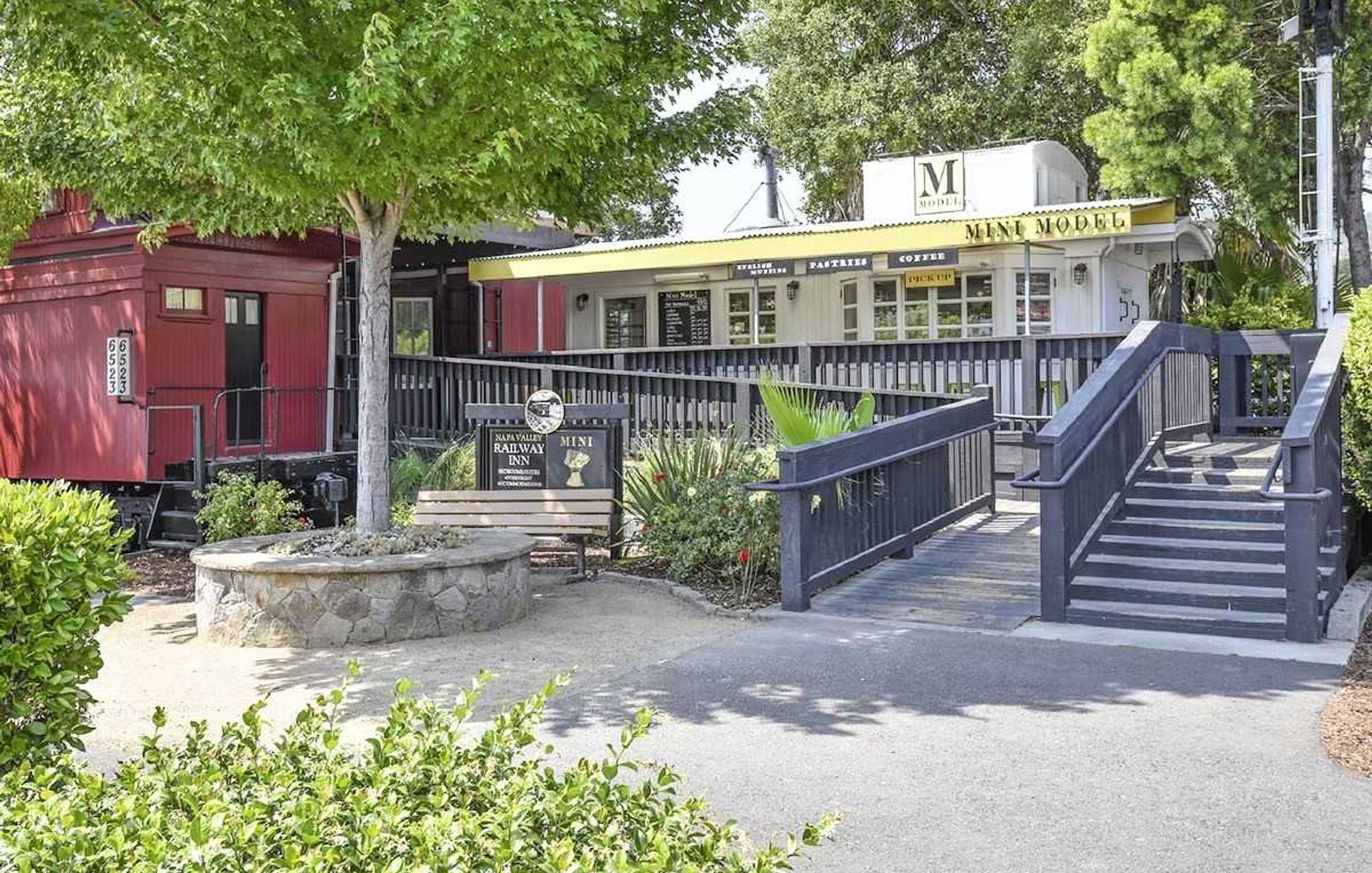 Napa Valley Railway Inn