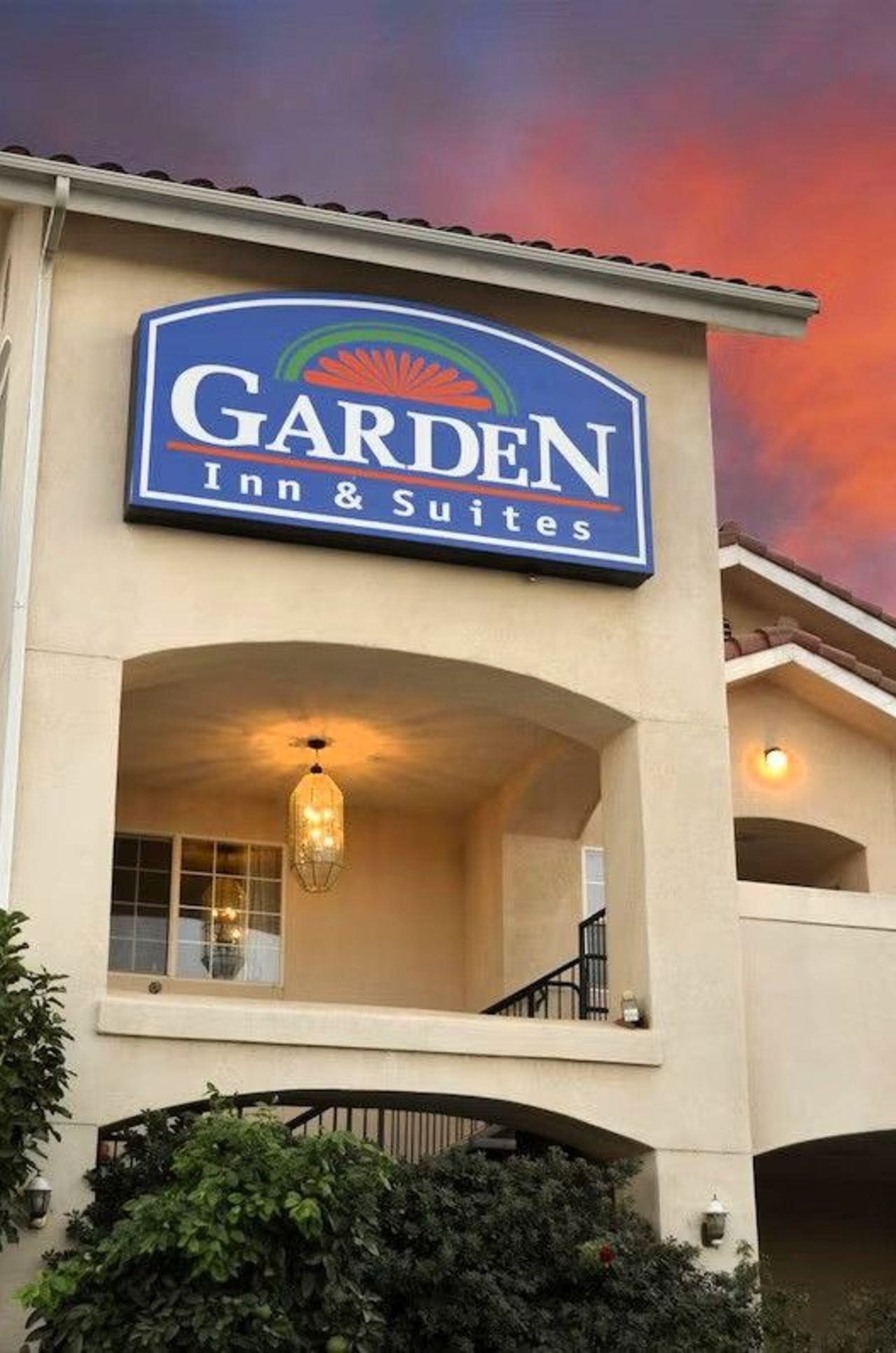 Garden Inn and Suites