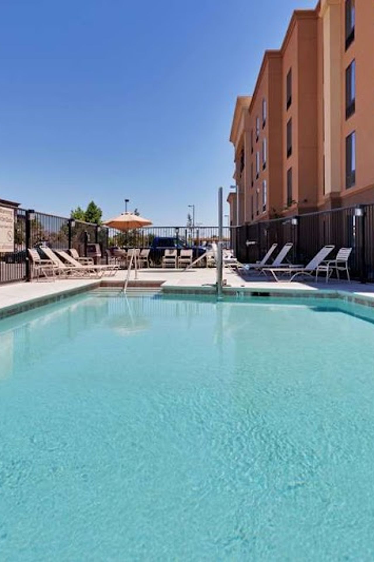 Photo of Hampton Inn & Suites Fresno-Northwest