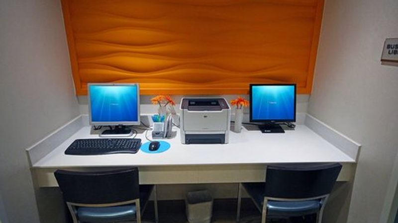 Photo of SpringHill Suites Madera