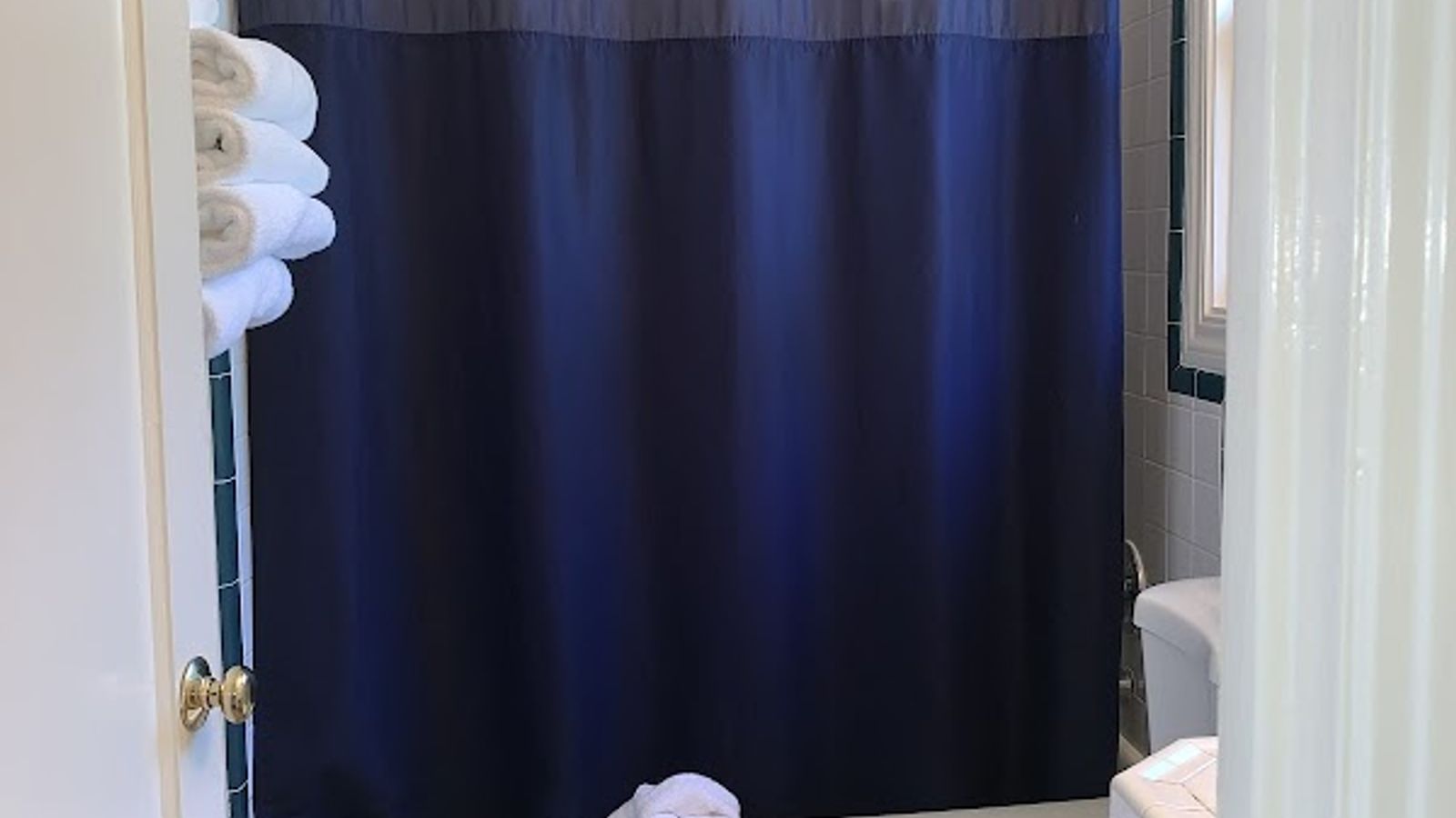 Photo of Carlin's Cottage Court