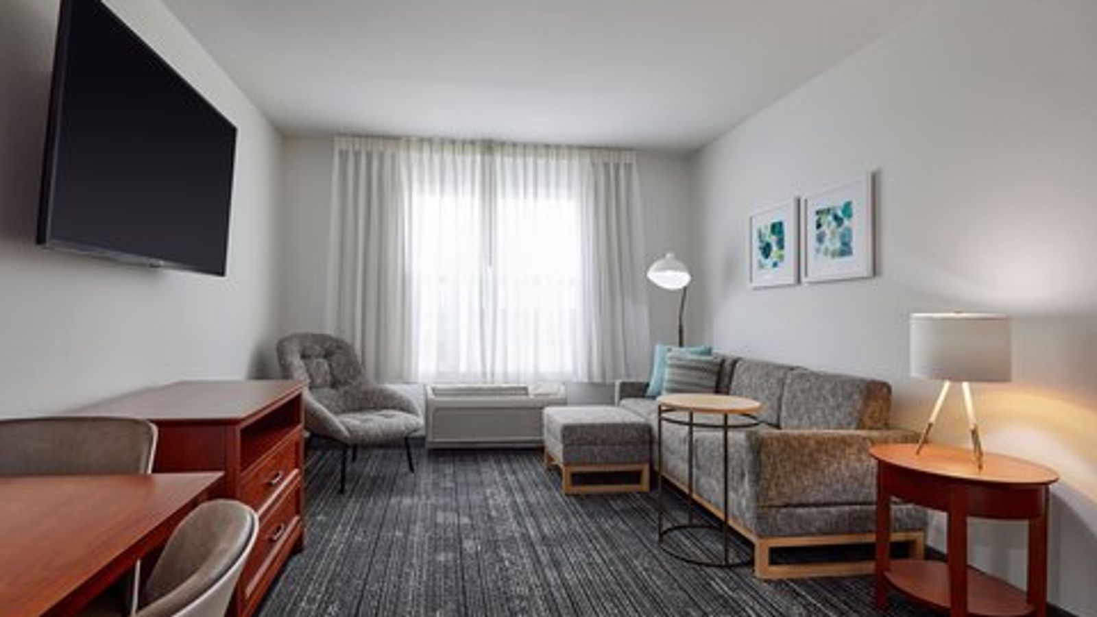 Photo of TownePlace Suites Medford