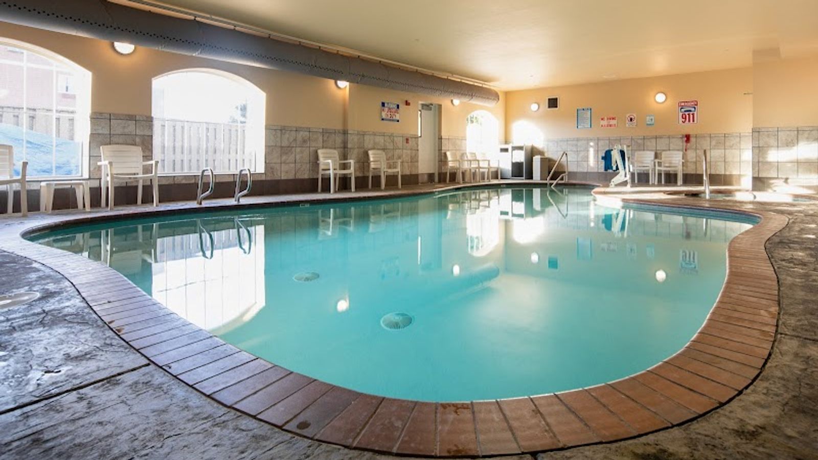 Photo of Rivertide Suites Hotel