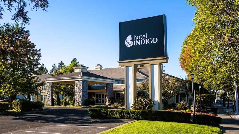 Hotel Indigo Napa Valley, an IHG Hotel