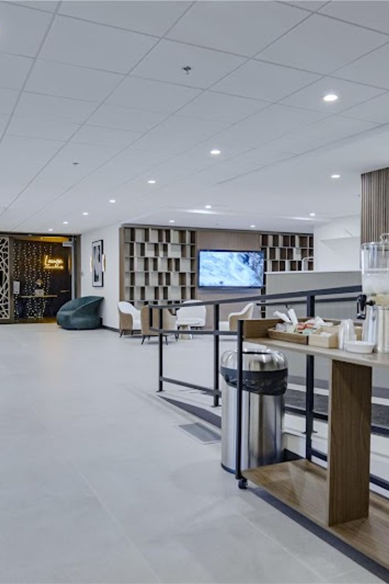 Photo of Hilton Garden Inn Clackamas Portland - Lobby