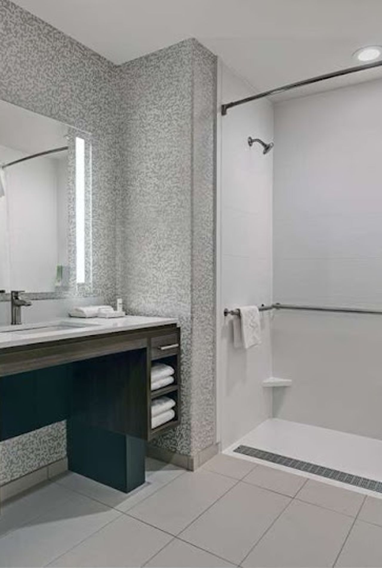 Photo of Home2 Suites by Hilton Tracy