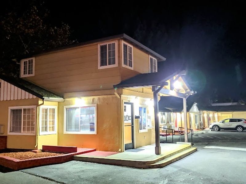 Photo of North Bay Inn