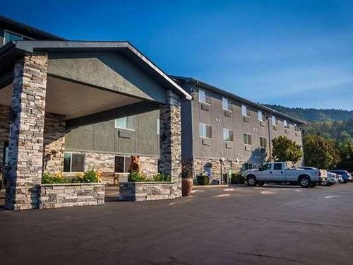 La Quinta Inn & Suites by Wyndham Grants Pass