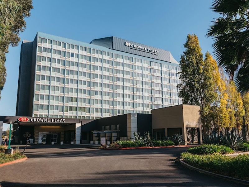 Crowne Plaza San Francisco Airport by IHG
