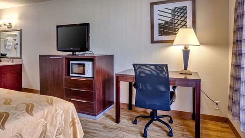 Photo of Quality Inn near Six Flags Discovery Kingdom-Napa Valley