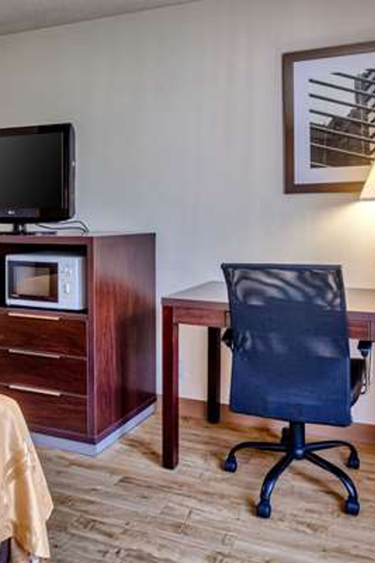 Photo of Quality Inn near Six Flags Discovery Kingdom-Napa Valley