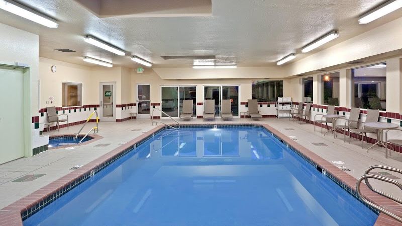 Photo of Holiday Inn Express & Suites Burlington, an IHG Hotel