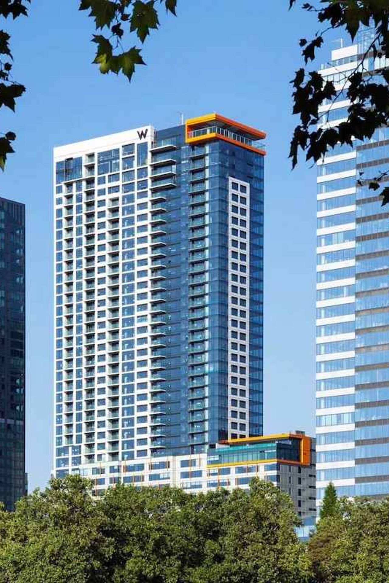 W Bellevue
