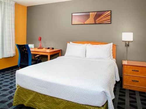 Photo of TownePlace Suites Fresno