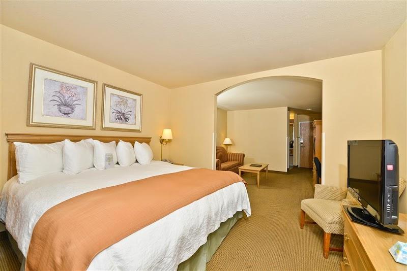 Photo of Best Western Plus Caldwell Inn & Suites