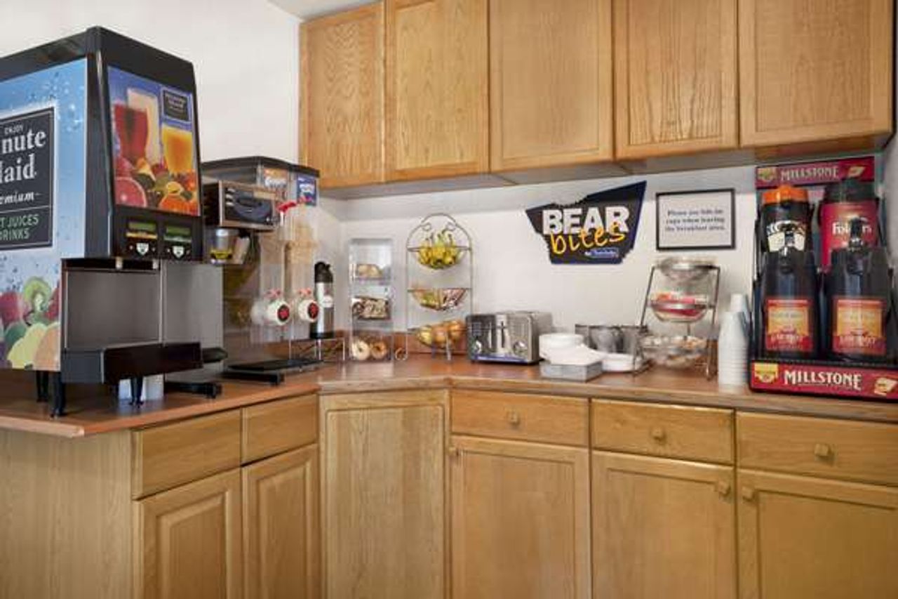 Photo of Travelodge by Wyndham Pendleton OR