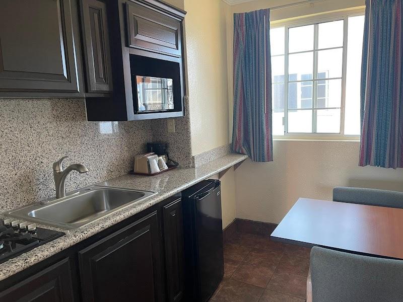 Photo of Riverside Inn & Suites